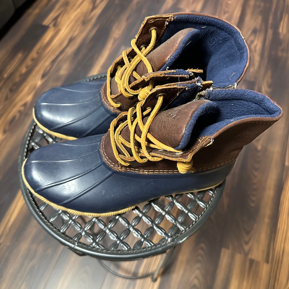 Sperry Saltwater Boots Navy - Like New